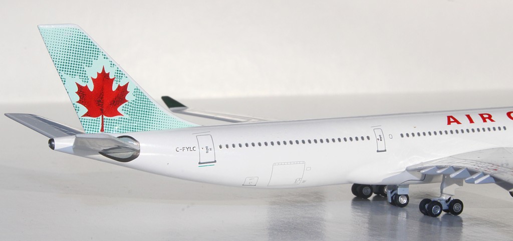 Click image for larger version

Name:	C-FYLC3.JPG
Views:	131
Size:	81.8 KB
ID:	45079