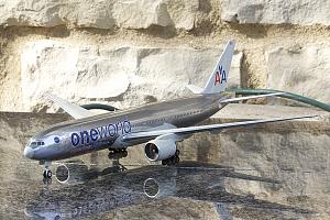 American Airlines 777 One World
