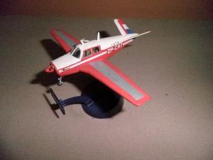L�neas A�reas de Transporte Nacional (LATN) Beechcraft A.35 Bonanza in 1/72 scale.